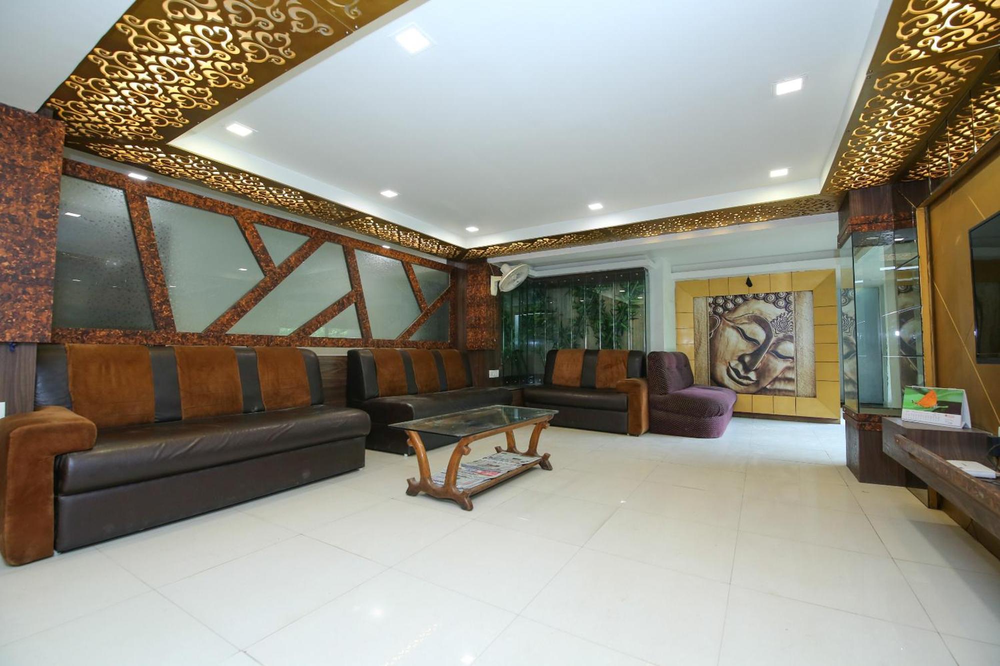 Hotel O Cozy Residency Jabalpur Buitenkant foto